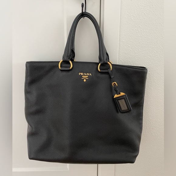 Prada Leather Tote Black, 💯 Authentic - Picture 1 of 10
